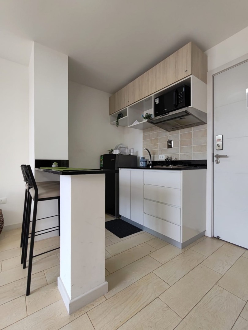 Departamento en AlquilerZona Norte
Av. Beni 2do. Y 3er Anillo
CONDOMINIO ORANGE 1 dormitorios 1 baños  Foto 13