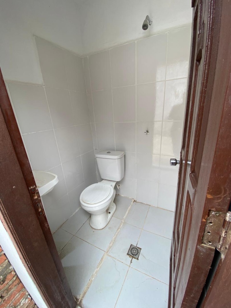 Casa AV. BANZER 6TO ANILLO Foto 3