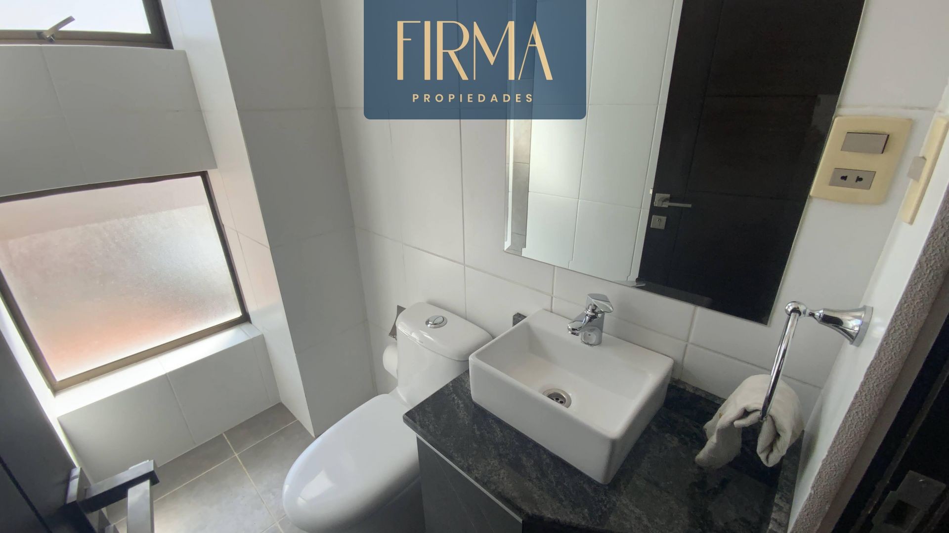 Departamento en El Pedregal en La Paz 3 dormitorios 3 baños 1 parqueos Foto 11