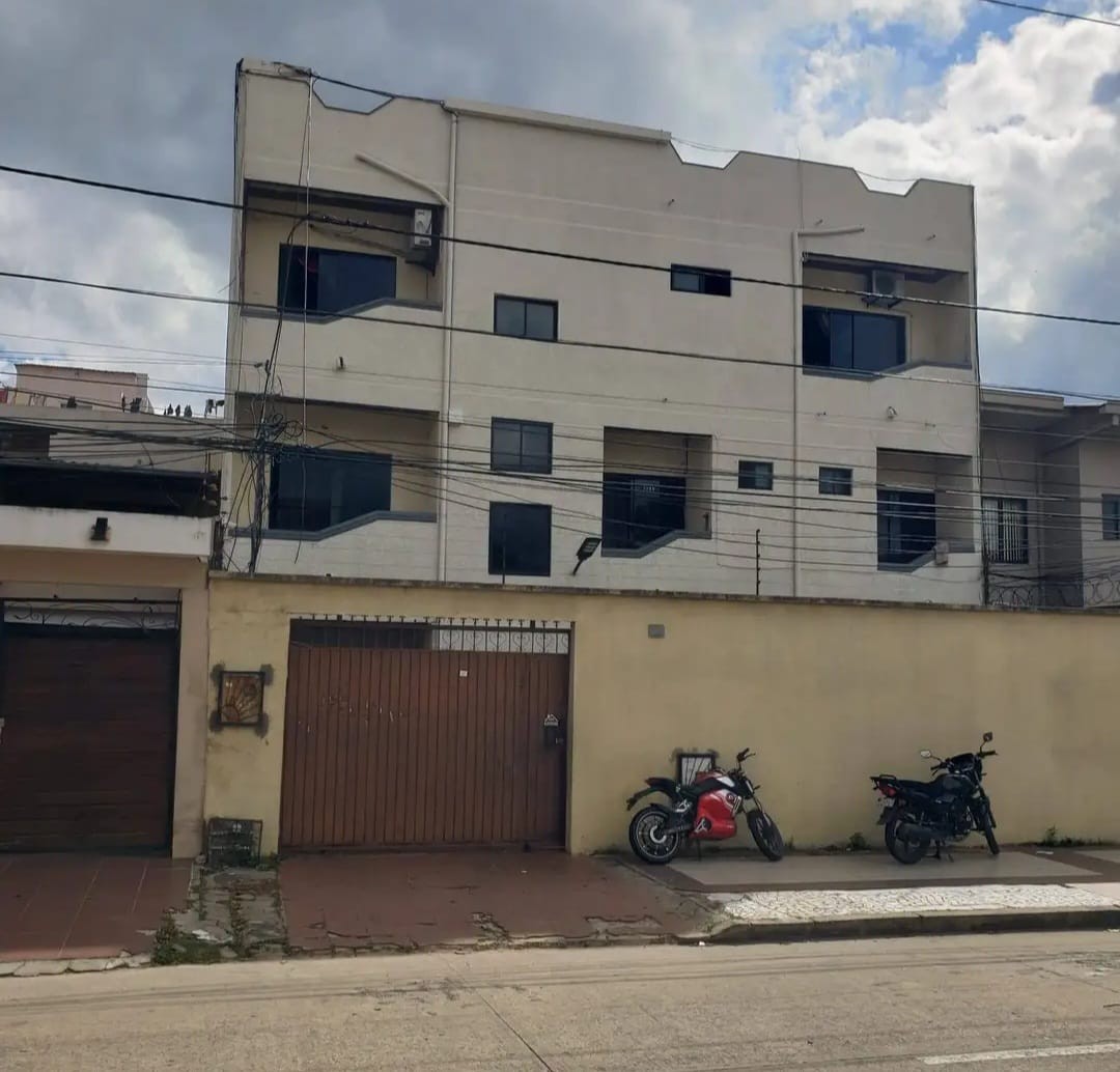 Edificio en VentaBusch 3er anillo 36 dormitorios 33 baños 2 parqueos Foto 8