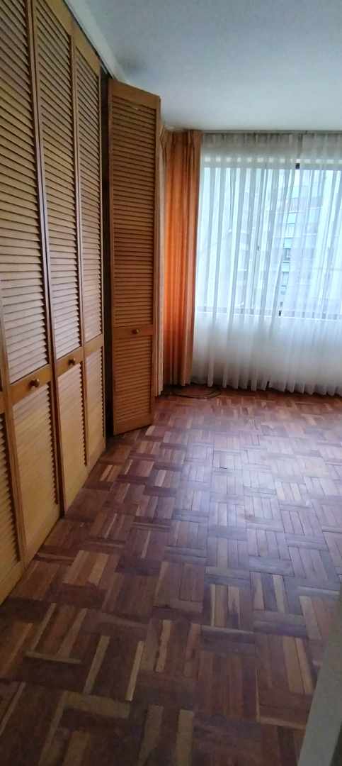 Departamento en AlquilerCALACOTO URB. NUEVOS PINOS 3 dormitorios 4 baños  Foto 2
