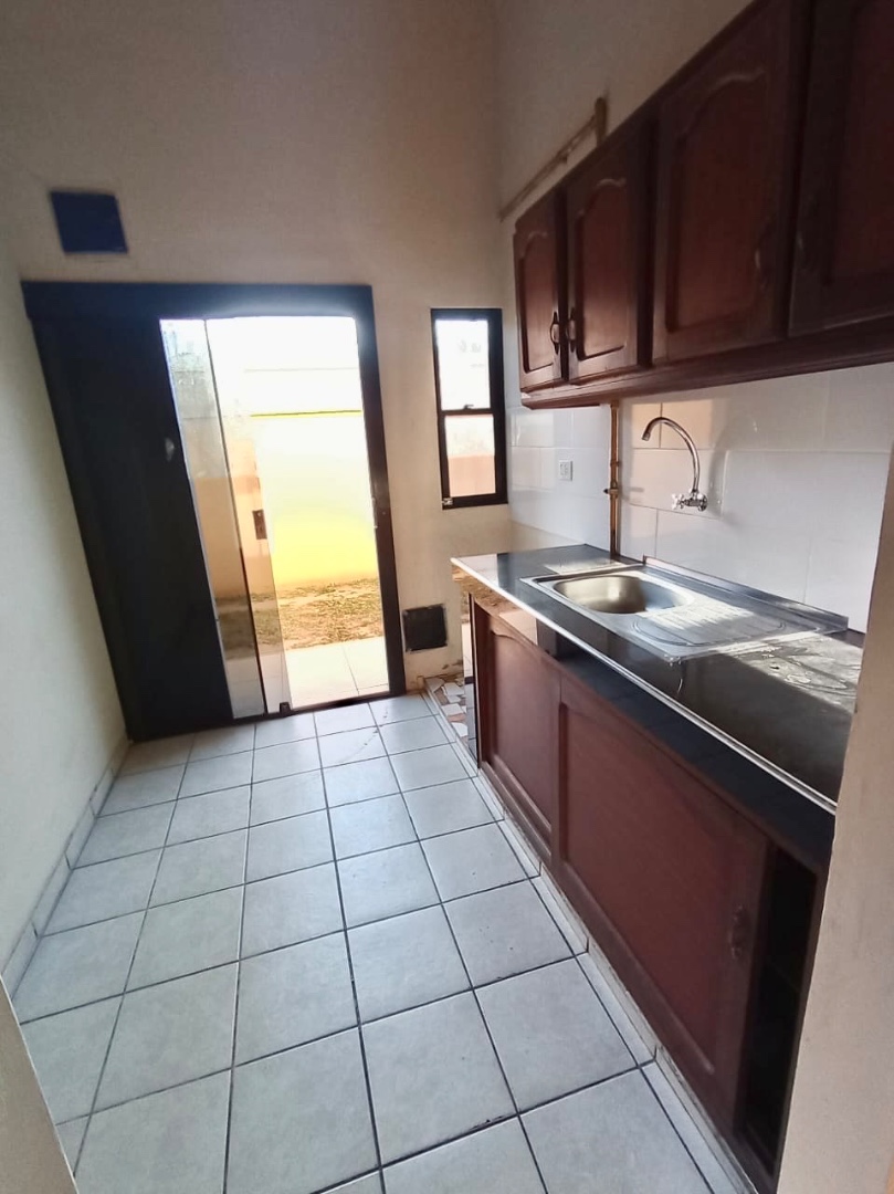 En Alquiler a Bs 3,750 Foto 8