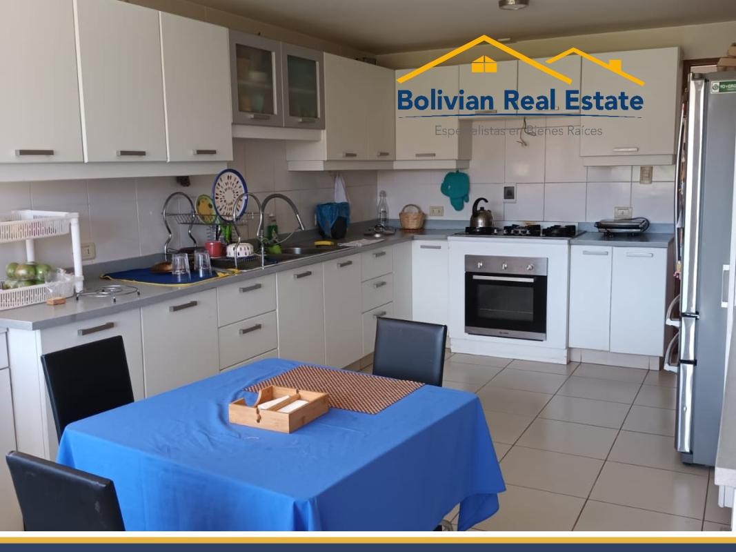 Casa en Mallasilla en La Paz 3 dormitorios 3 baños 2 parqueos Foto 4