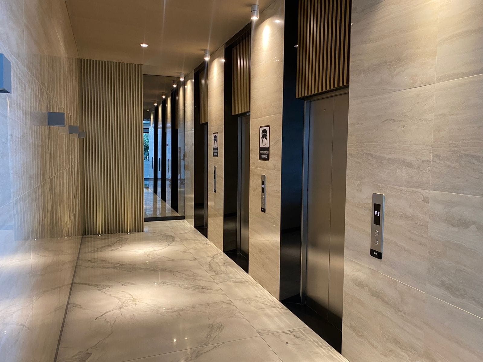 Departamento en Entre 2do y 3er anillo Norte en Santa Cruz de la Sierra 1 dormitorios 1 baños 1 parqueos Foto 10