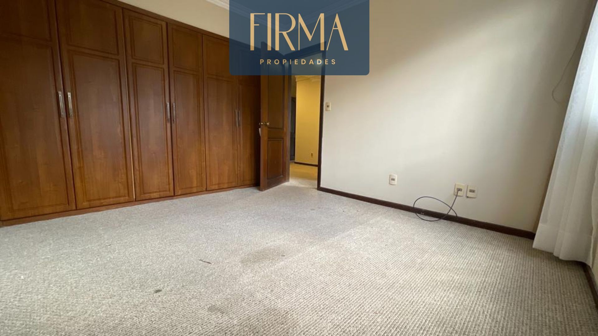 Departamento en AlquilerCALACOTO LOS SAUCES 3 dormitorios 4 baños 2 parqueos Foto 2