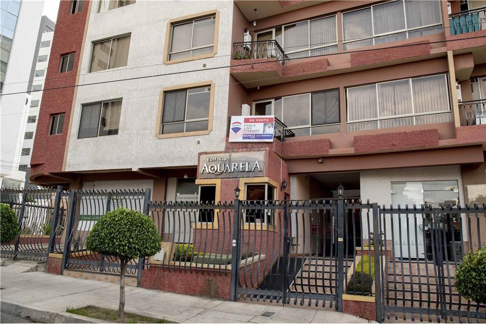 Departamento en VentaBernardo Monteagudo a Media cuadra de la América 3 dormitorios 4 baños 1 parqueos Foto 12