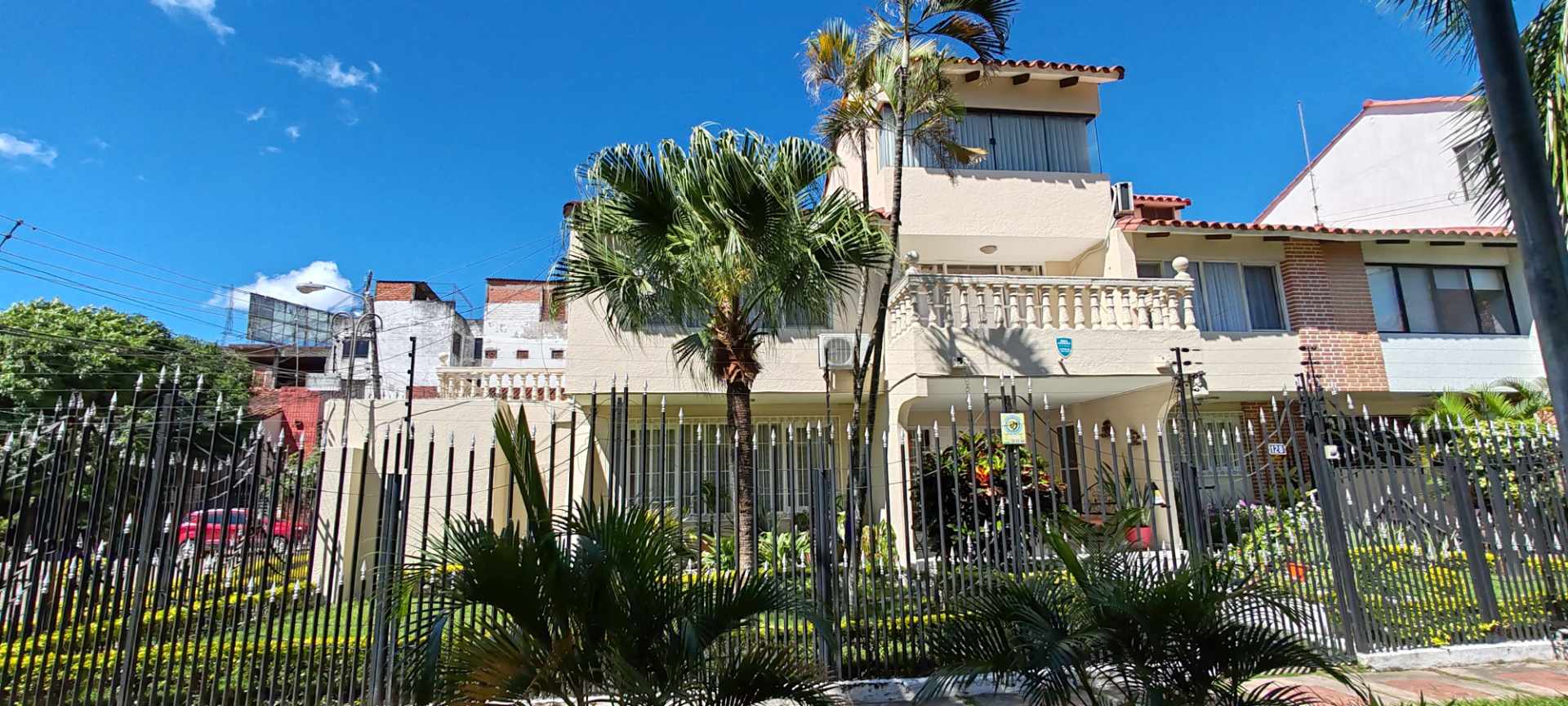 Casa CASA EN ALQUILER Barrio Urbari  Foto 1