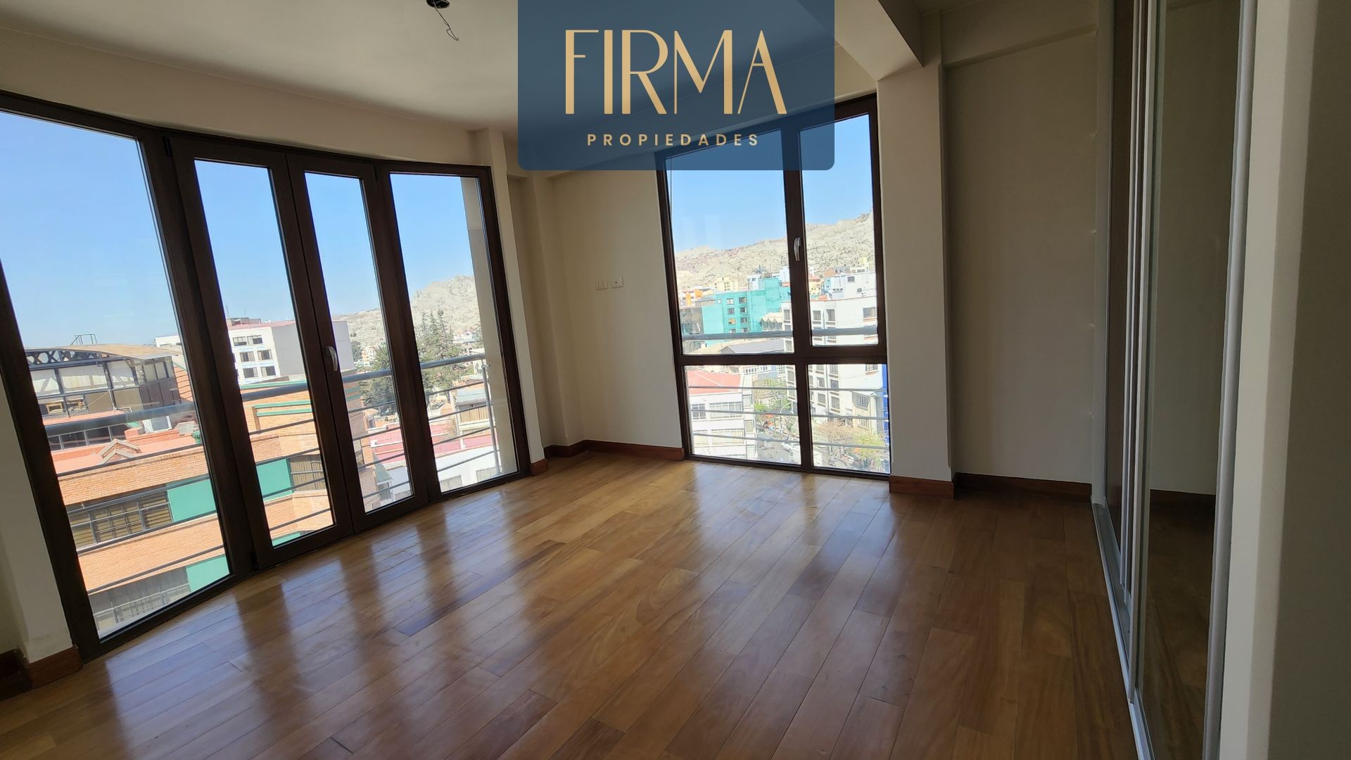 Departamento en VentaPENTHOUSE EN VENTA A ESTRENAR, SOPOCACHI  Foto 16