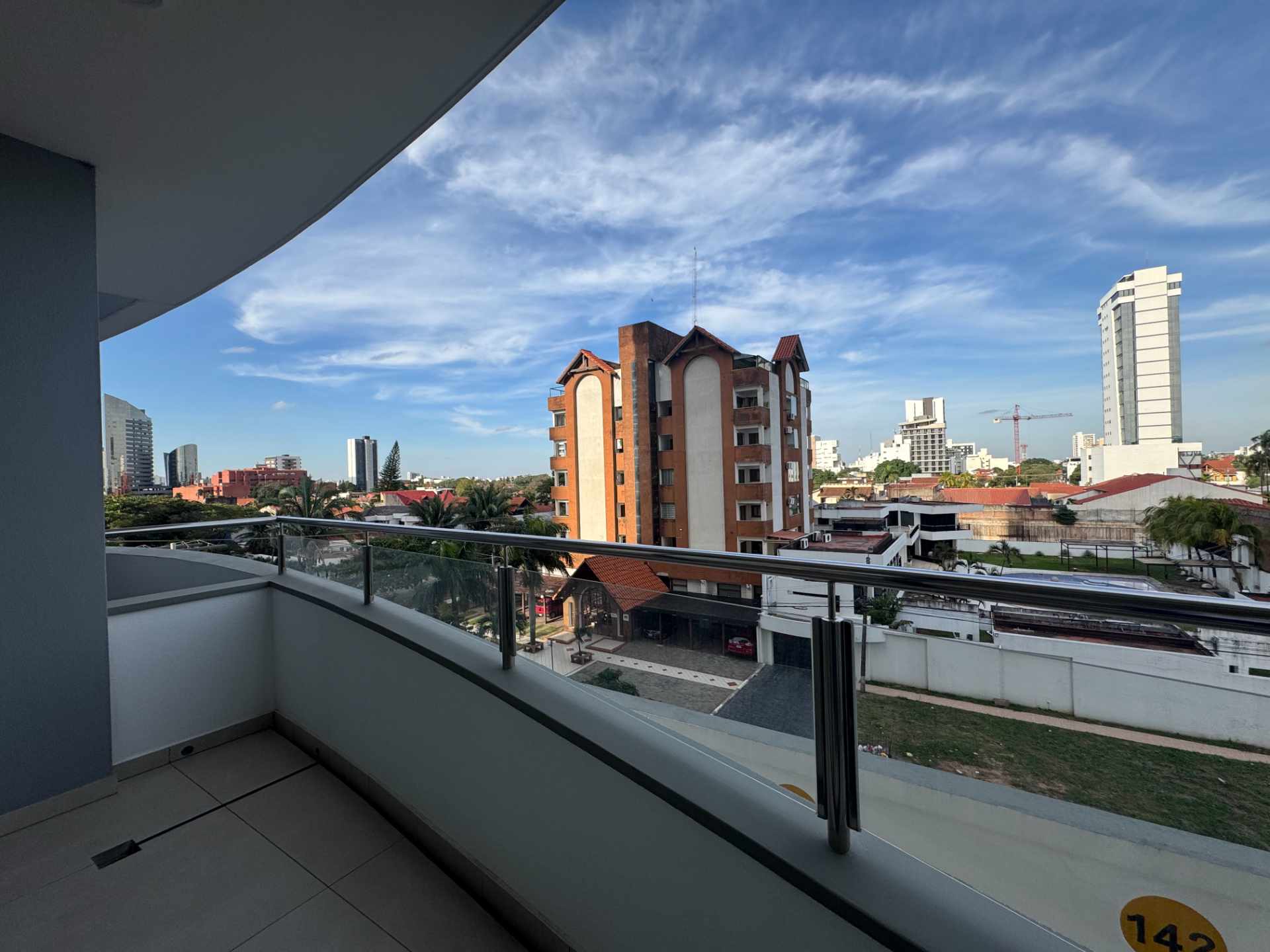 Departamento en AlquilerDpto de 2 dormitorios con parqueo Foto 10