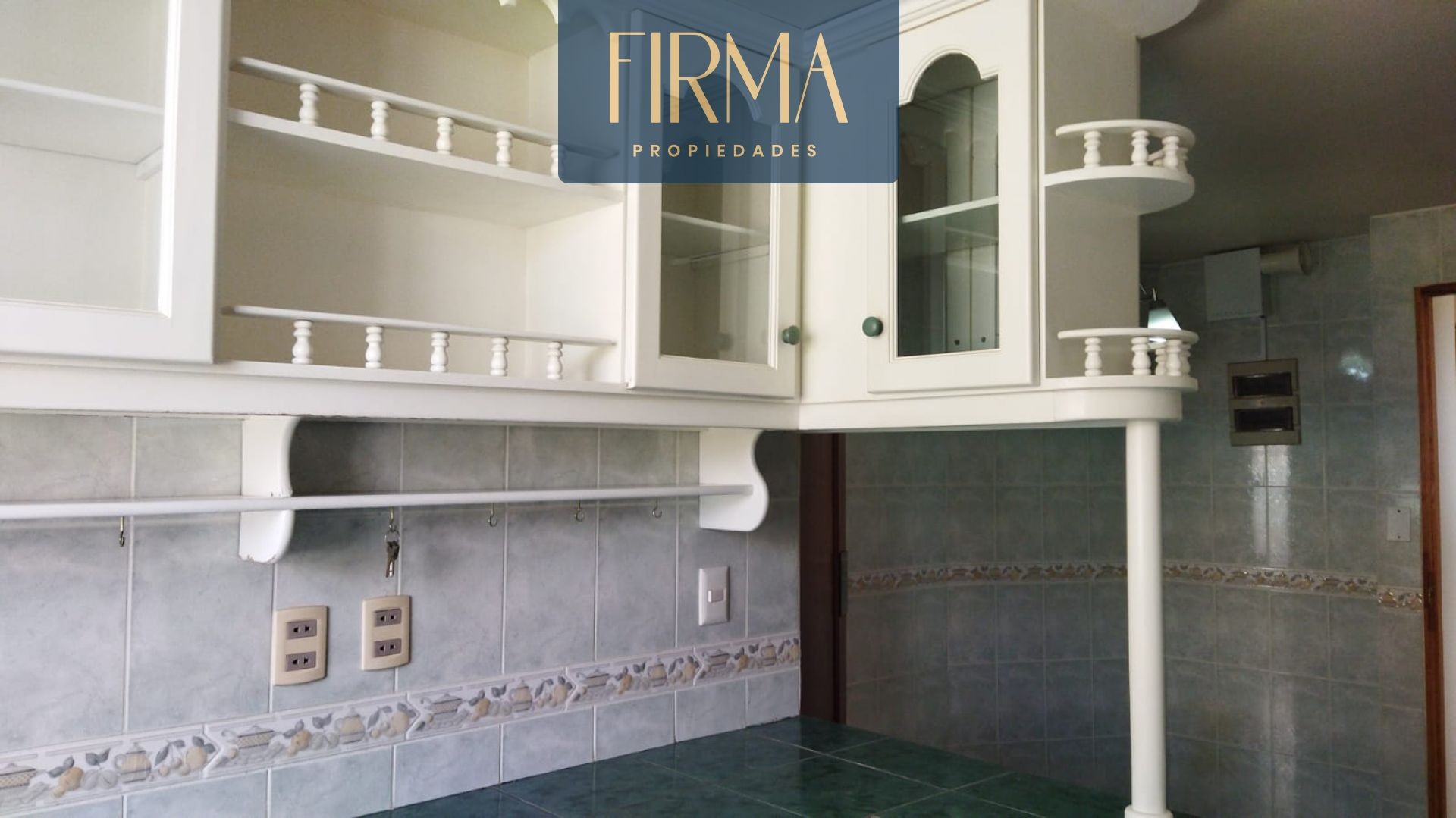 Departamento en San Miguel en La Paz 3 dormitorios 3 baños 1 parqueos Foto 3