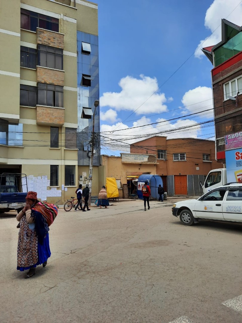 Casa en VentaPlaza José Ballivián, esquina Iturralde, Viacha Foto 9