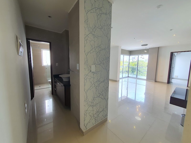 Departamento en Equipetrol en Santa Cruz de la Sierra 2 dormitorios 3 baños 1 parqueos Foto 16