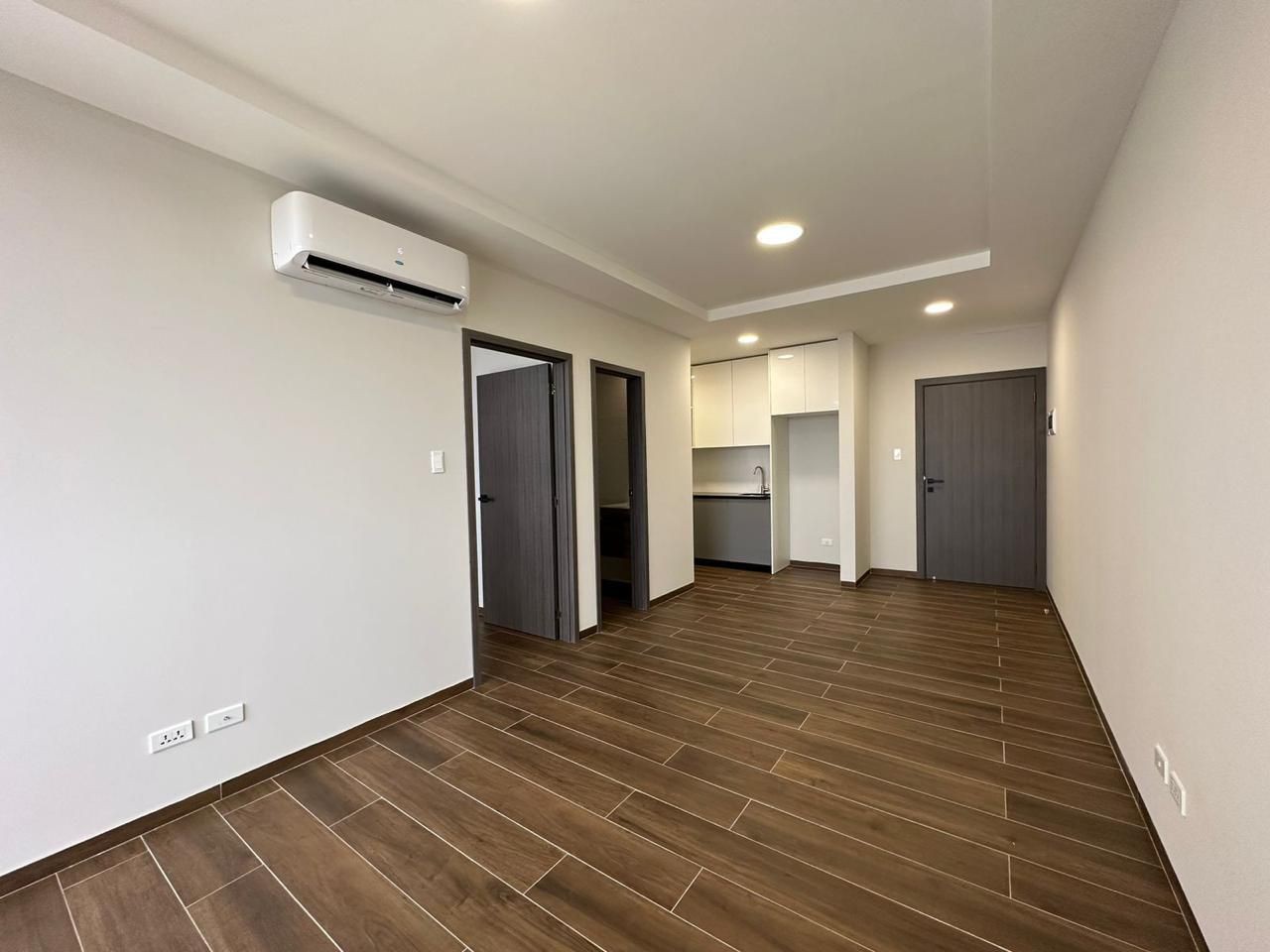 Departamento en VentaCURUPAU ISUTO 
DEPARTAMENTO EN VENTA 
DE 1 DORMITORIO !!!!!
APROVECHA  LOS ULTIMOS DEPARTAMENTOS  1 dormitorios 1 baños  Foto 18