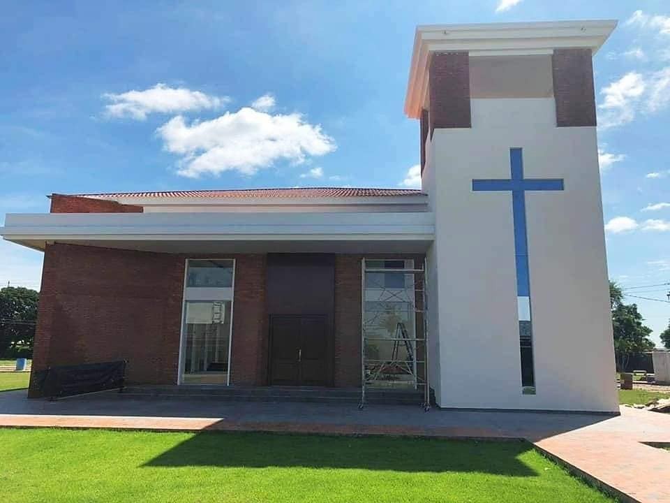 Casa en Urubó en Santa Cruz de la Sierra 4 dormitorios 4 baños 2 parqueos Foto 5