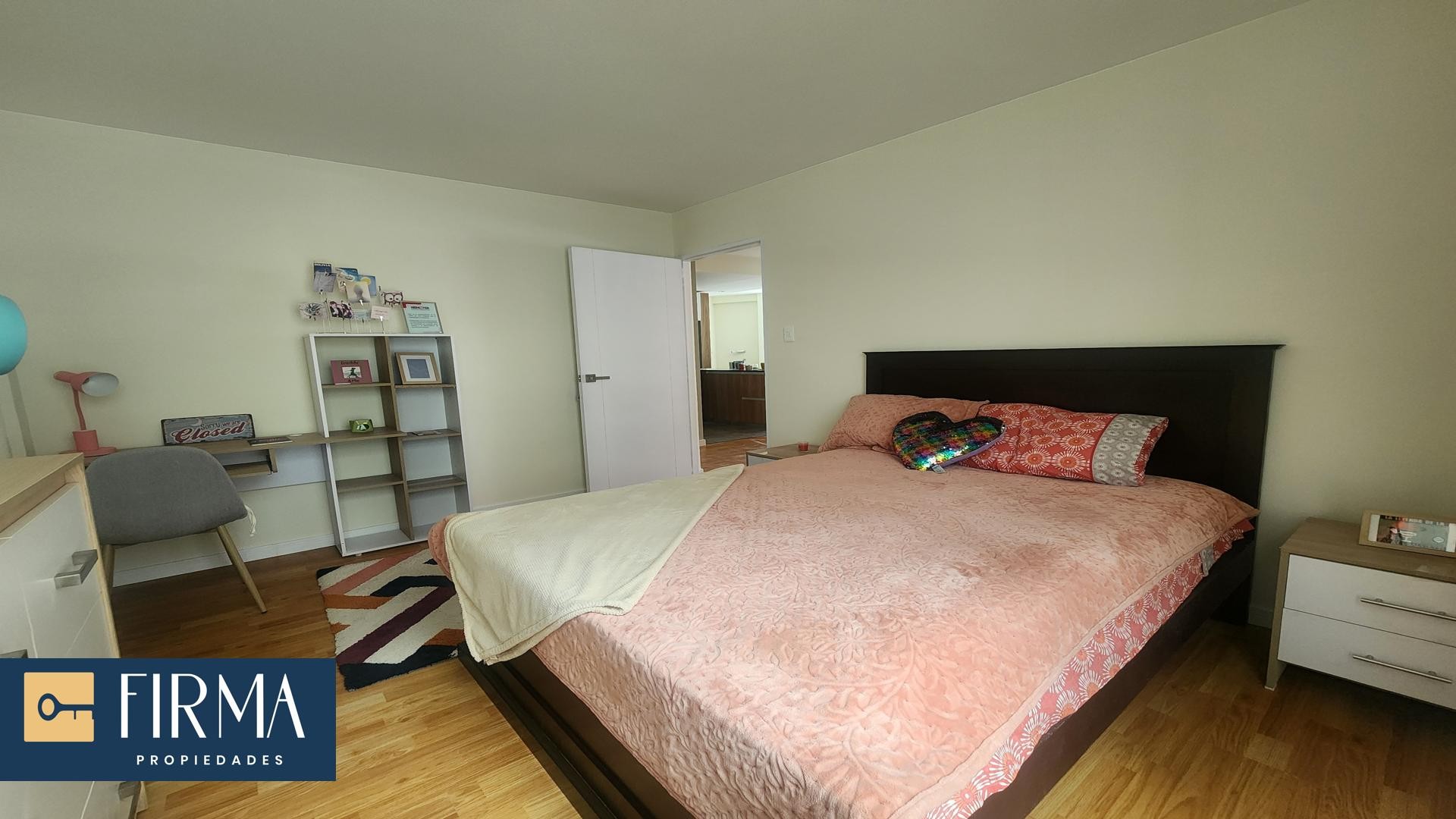 Departamento en VentaDEPARTAMENTO EN VENTA, ACHUMANI 2 dormitorios 2 baños 1 parqueos Foto 12