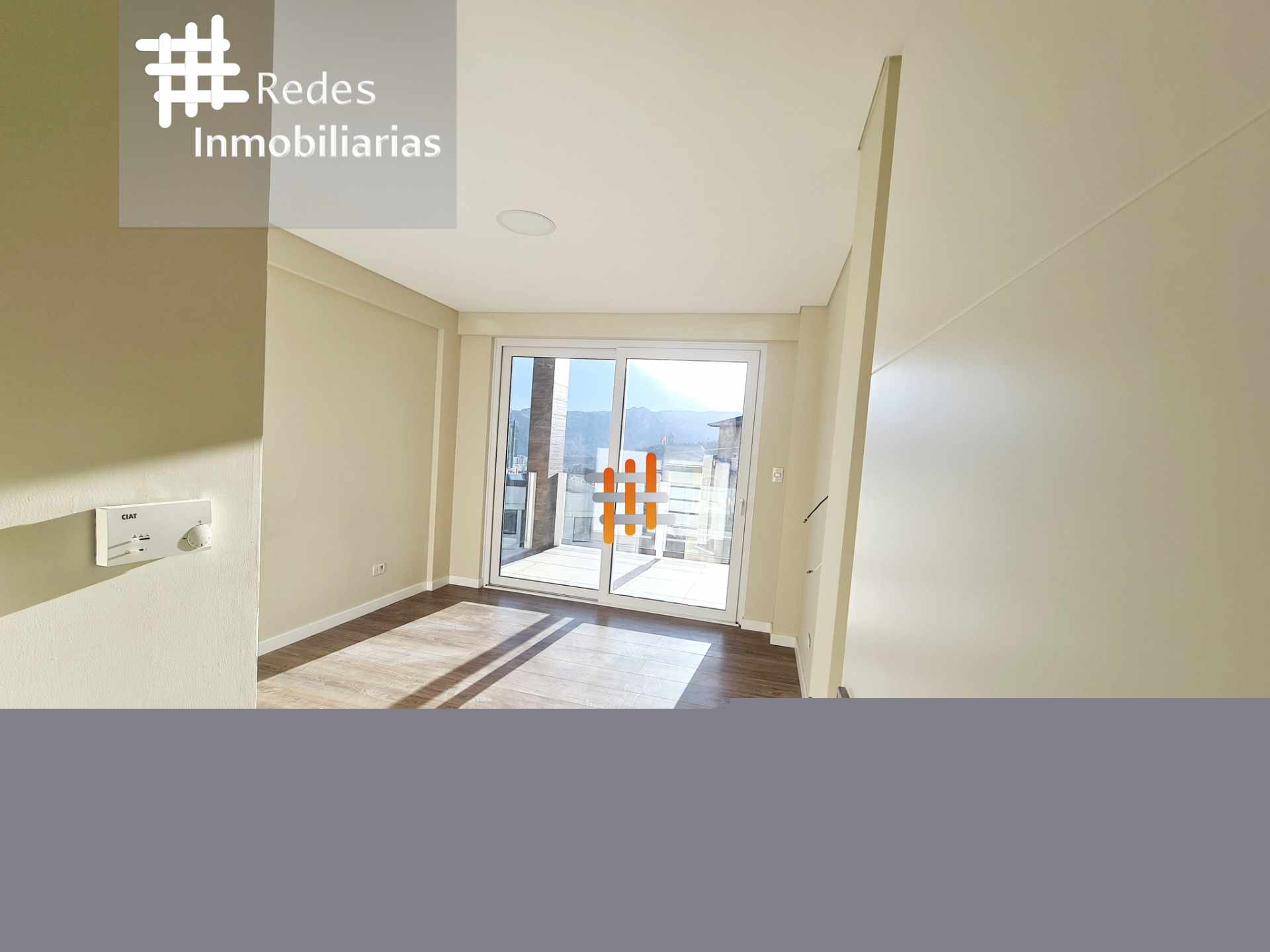 Departamento PRECIOSO DEPARTAMENTO DUPLEX DE DOS DORMITORIOS A LA VENTA – ACHUMANI Foto 2