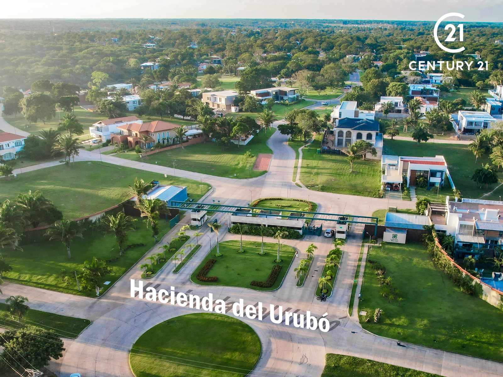 Terreno en VentaTERRENO EN COND. LA HACIENDA DEL URUBÓ Foto 6