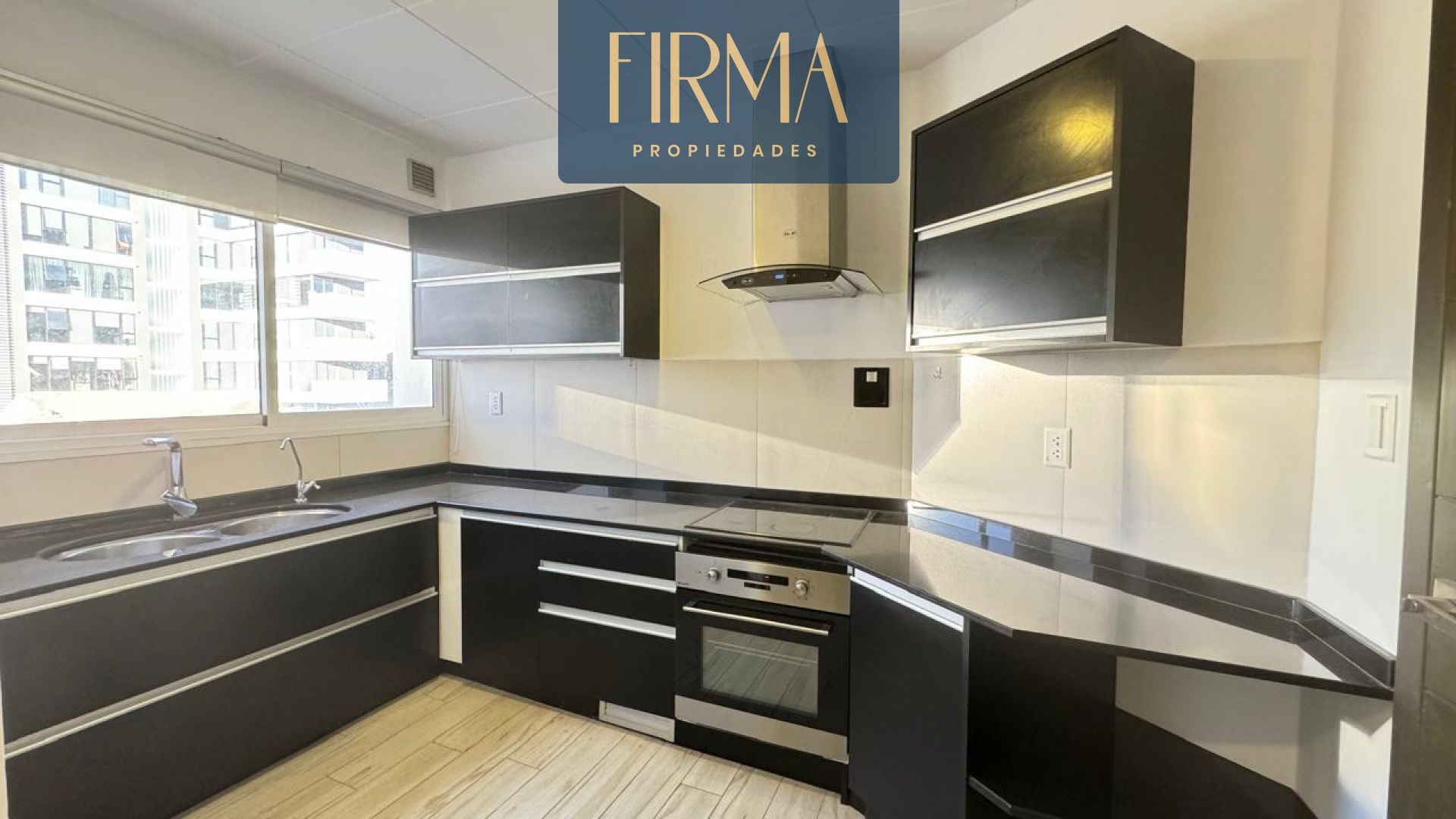 En Venta a $us 240,000 Foto 5