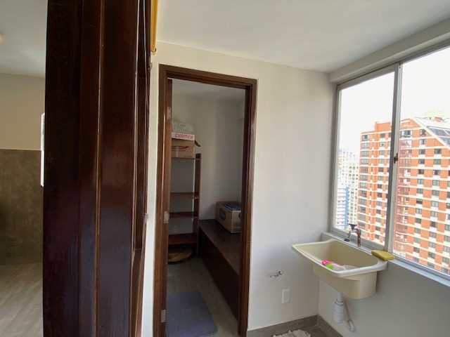 Departamento en Sopocachi en La Paz 4 dormitorios 4 baños  Foto 12