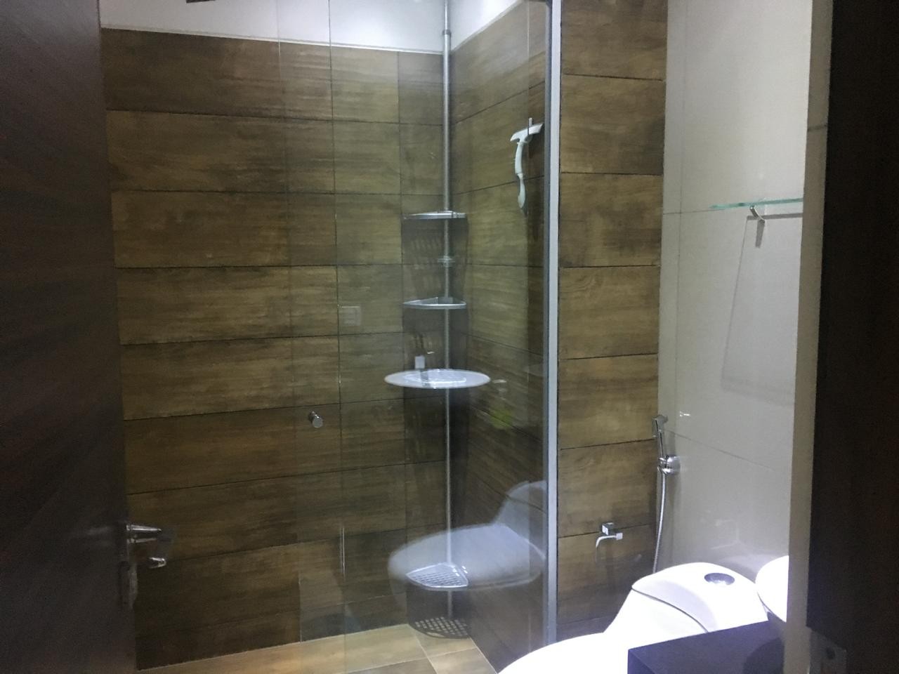 Departamento en Alquiler[CONDOMINIO ONIX| EQUIPETROL NORTE A 1 CUADRA DE MANZANA 40] ALQUILER MONOAMBIENTE AMOBLADO CON PARQUEO Y BAULERA Foto 8