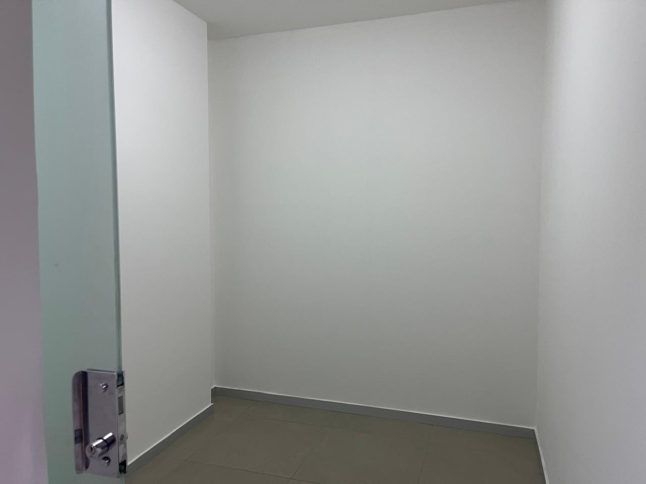 Oficina en Alquiler★¿Está Buscando más Prestigio para su Empresa? ★ Esta oficina en la Torre Dúo, es la solución. Foto 11