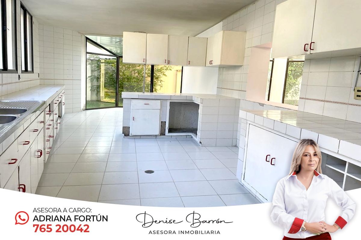 Casa en AlquilerSAN MIGUEL 4 dormitorios 4 baños 3 parqueos Foto 2