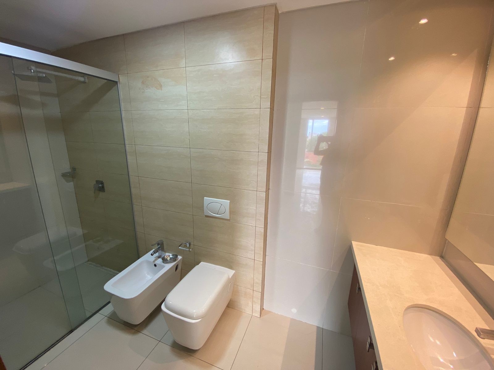 Casa en AlquilerCASA EN ALQUILER CONDOMINIO COSTA DORADA 4to ANILLO Y RADIAL 27 Foto 16