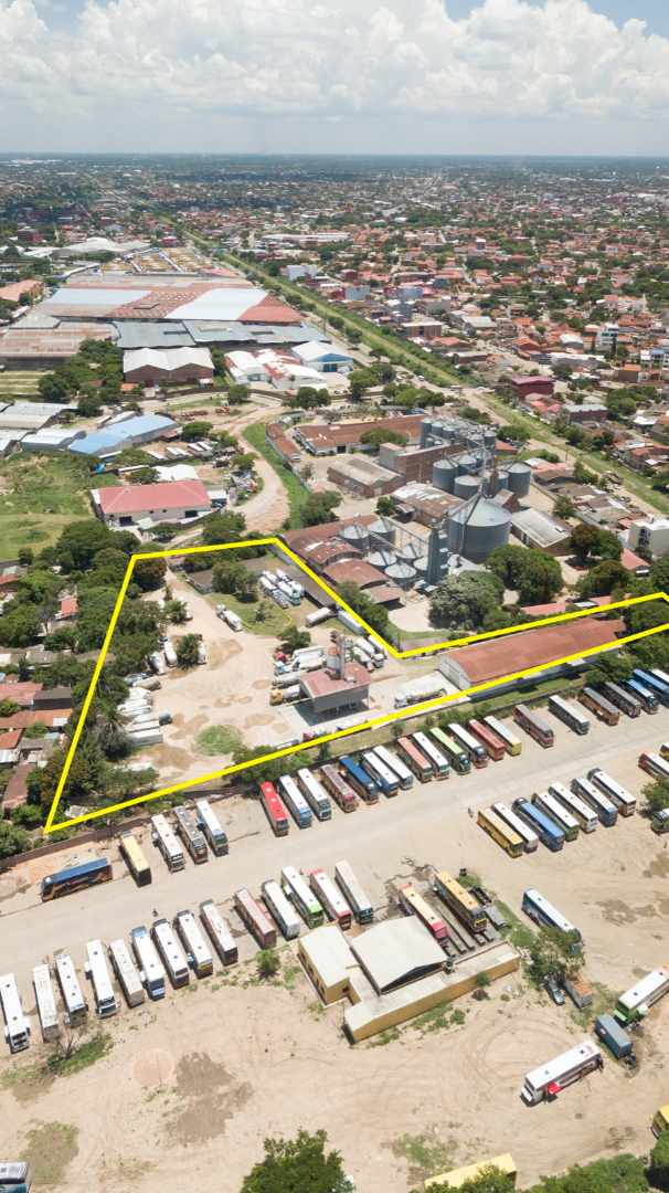 Terreno Avenida Intermodal, 3er Anillo Foto 3