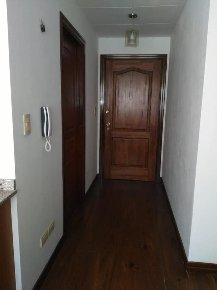 Departamento en Venta Av. Argentina esq Díaz Romero...piso 7. Edificio Torre Vicenta, Zona Miraflores 1 dormitorios 1 baños  Foto 3