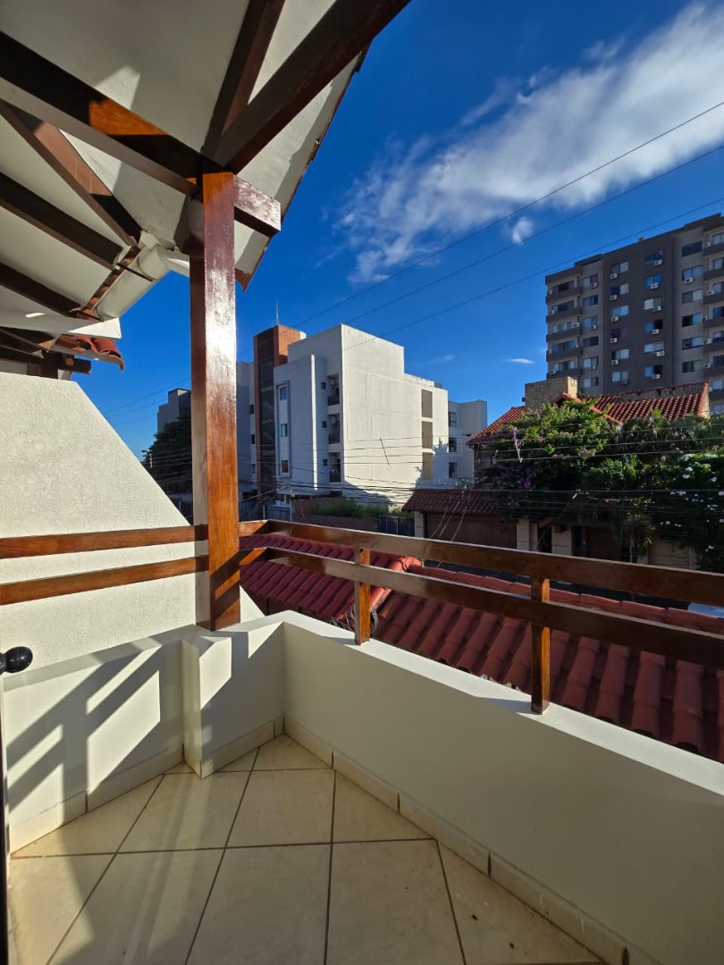 Departamento Casa en Alquiler – Zona Estratégica (Entre 4° y 5° Anillo, Av. Banzer, Plan 12 Hamacas) Foto 10