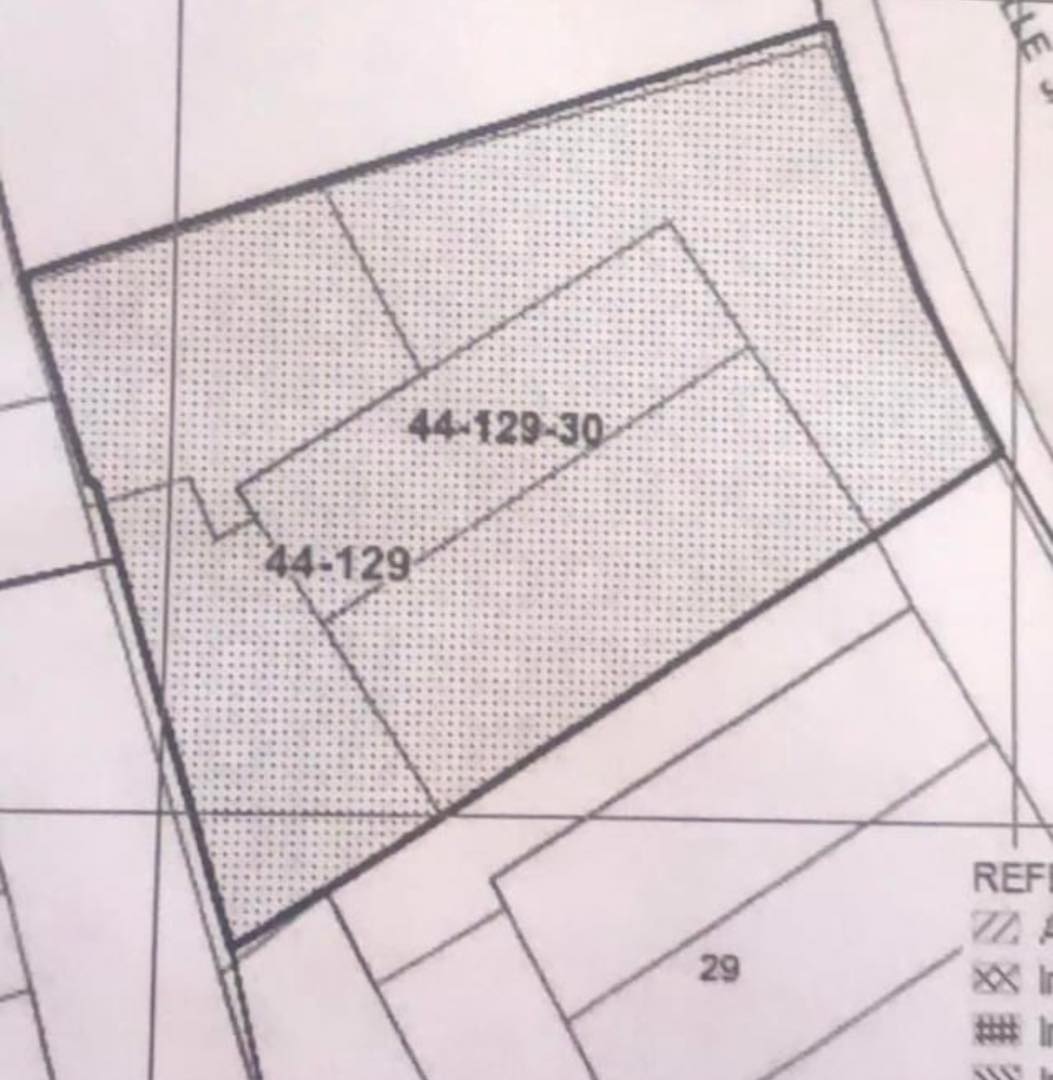 Terreno San Miguel, bloque J-30, calle Jaime Mendoza #1035 Foto 2