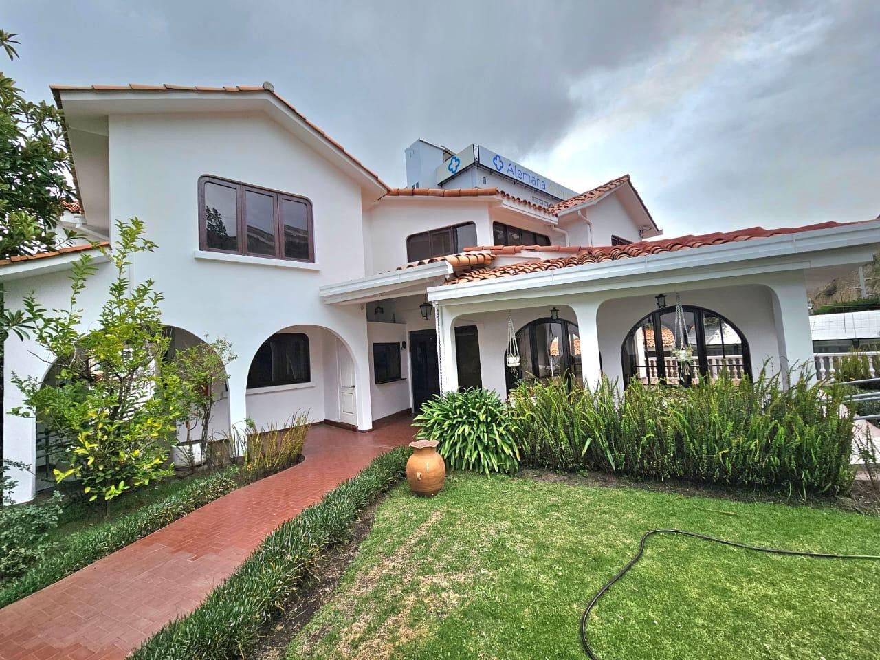 Casa en AlquilerCALACOTO 4 dormitorios 4 baños 3 parqueos Foto 16