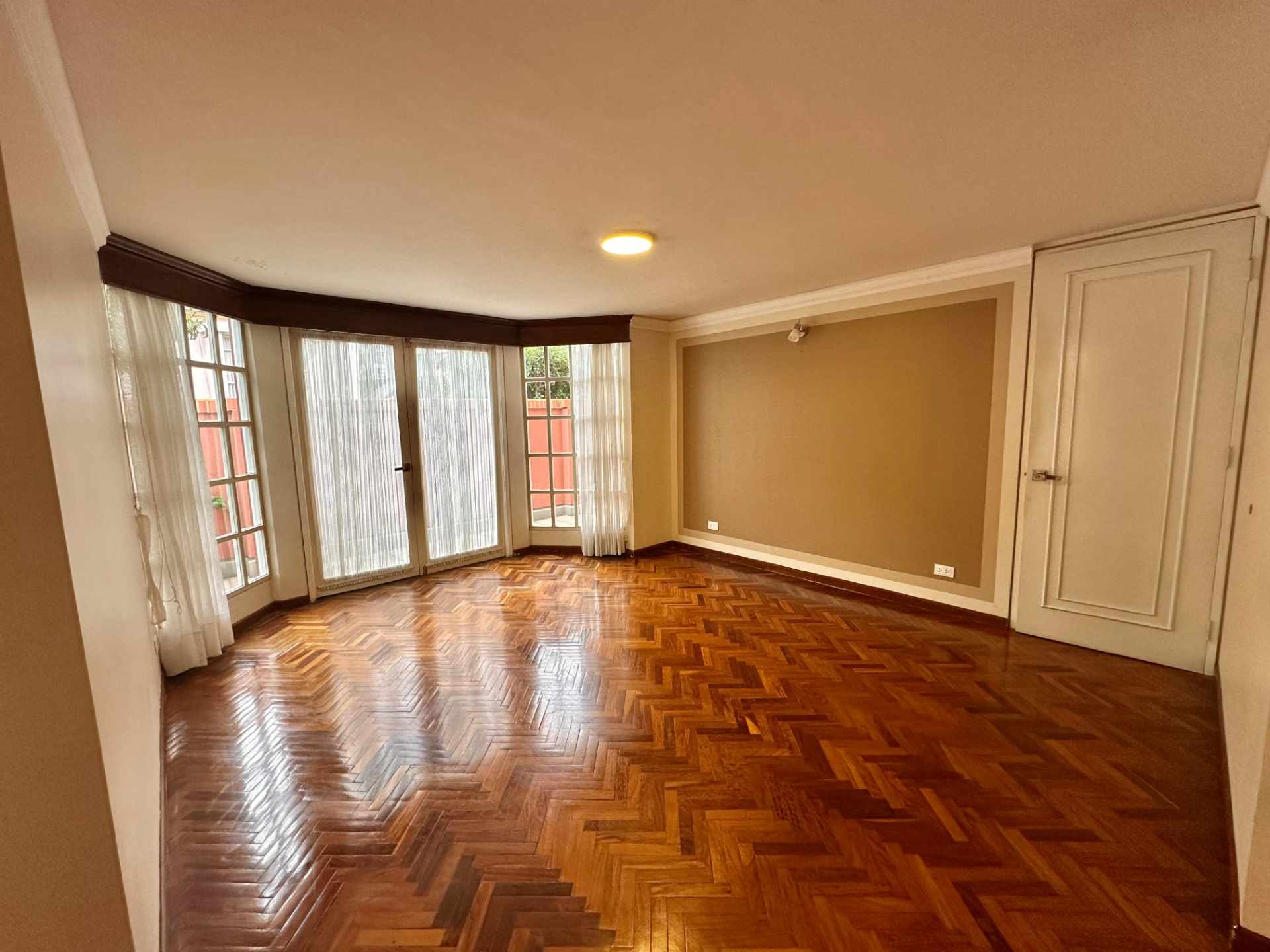 Casa en VentaCALACOTO, CALLE 21 4 dormitorios 5 baños 3 parqueos Foto 19