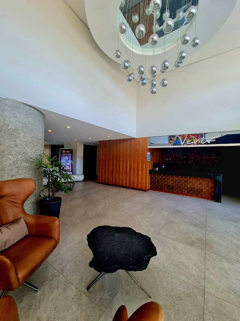 Departamento en Entre 2do y 3er anillo Norte en Santa Cruz de la Sierra 2 dormitorios 2 baños 1 parqueos Foto 21