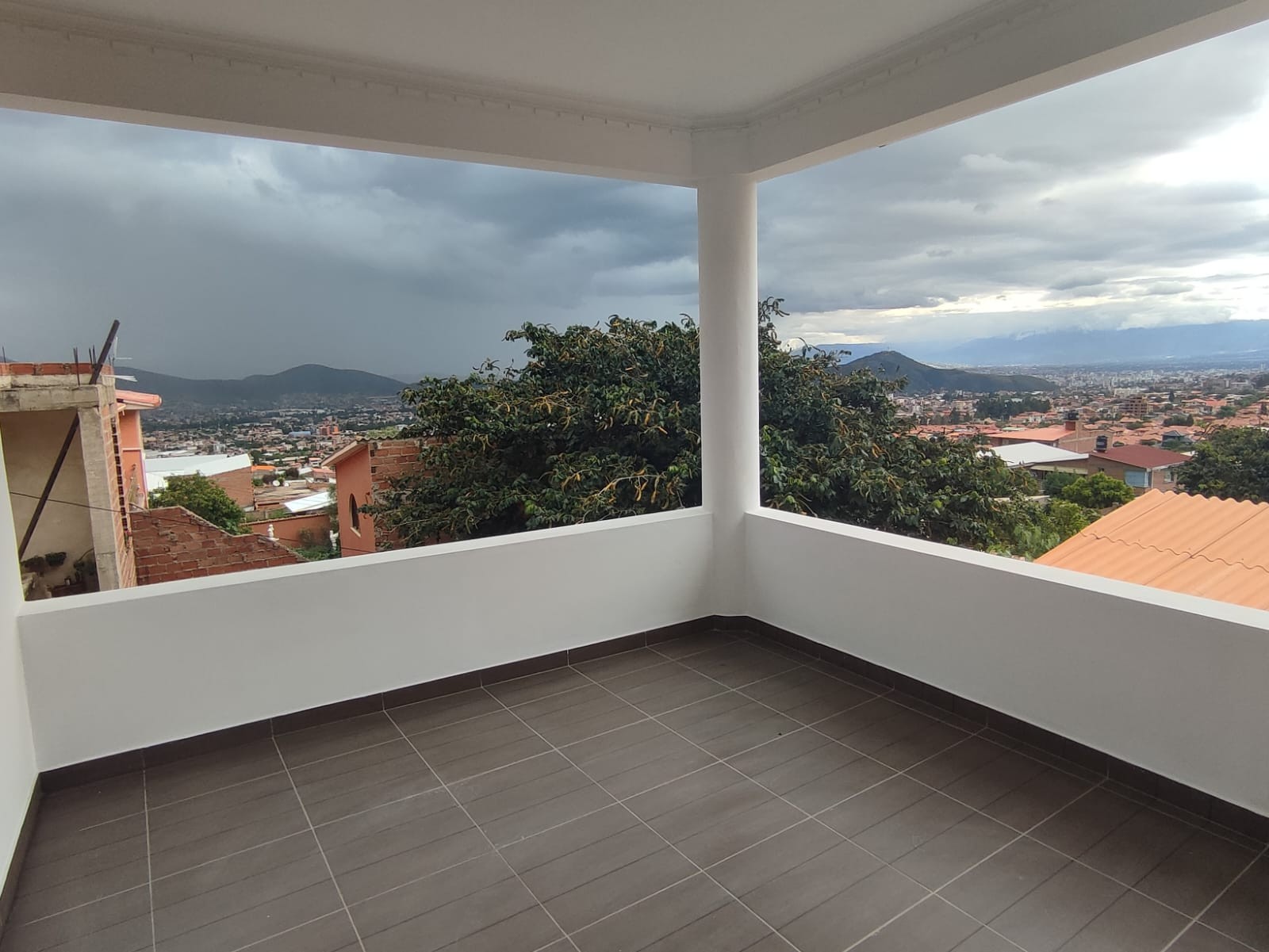 Casa en VentaAMANCAYAS 4 dormitorios 3 baños 4 parqueos Foto 9