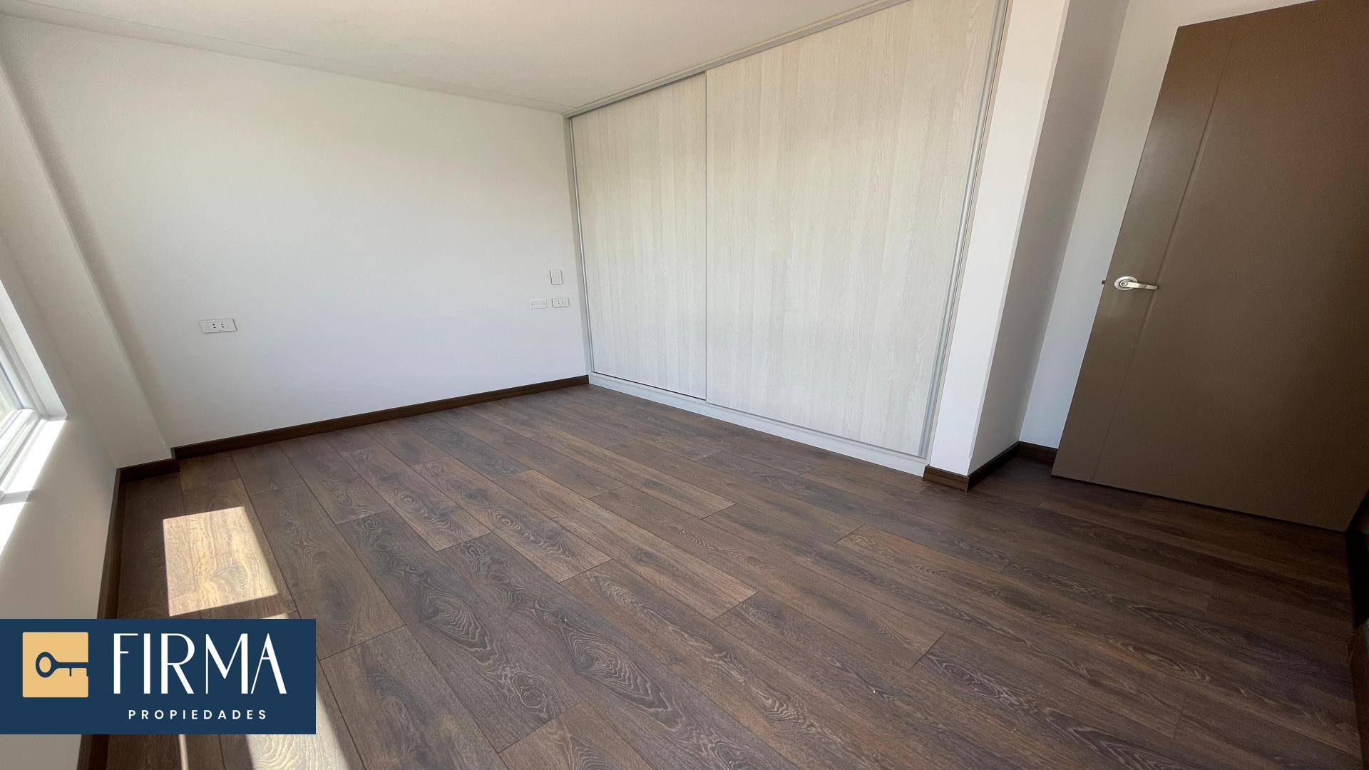 Departamento en AlquilerDEPARTAMENTO EN ALQUILER A ESTRENAR EN CALACOTO 3 dormitorios 5 baños 1 parqueos Foto 11