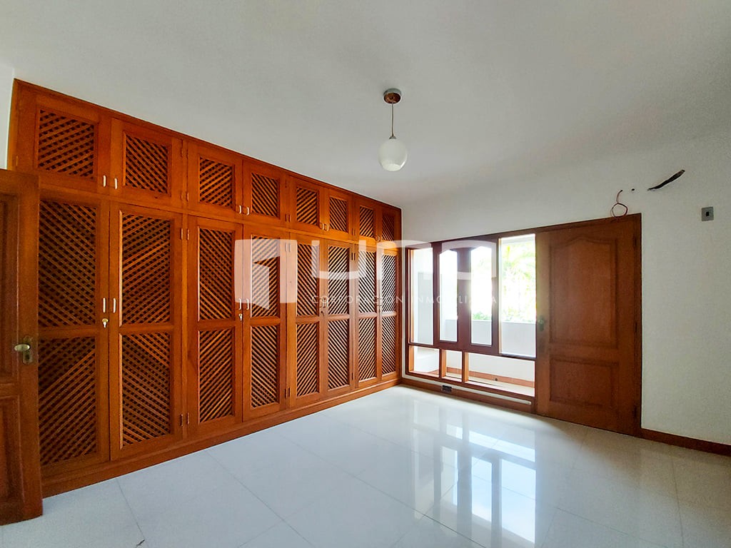 Casa con piscina en alquiler, Barrio Las Palmas us