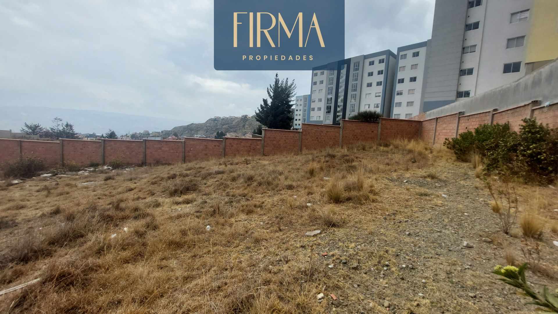 Terreno en VentaTERRENO EN VENTA, CONDOMINIO LOMAS DE ACHUMANI Foto 6