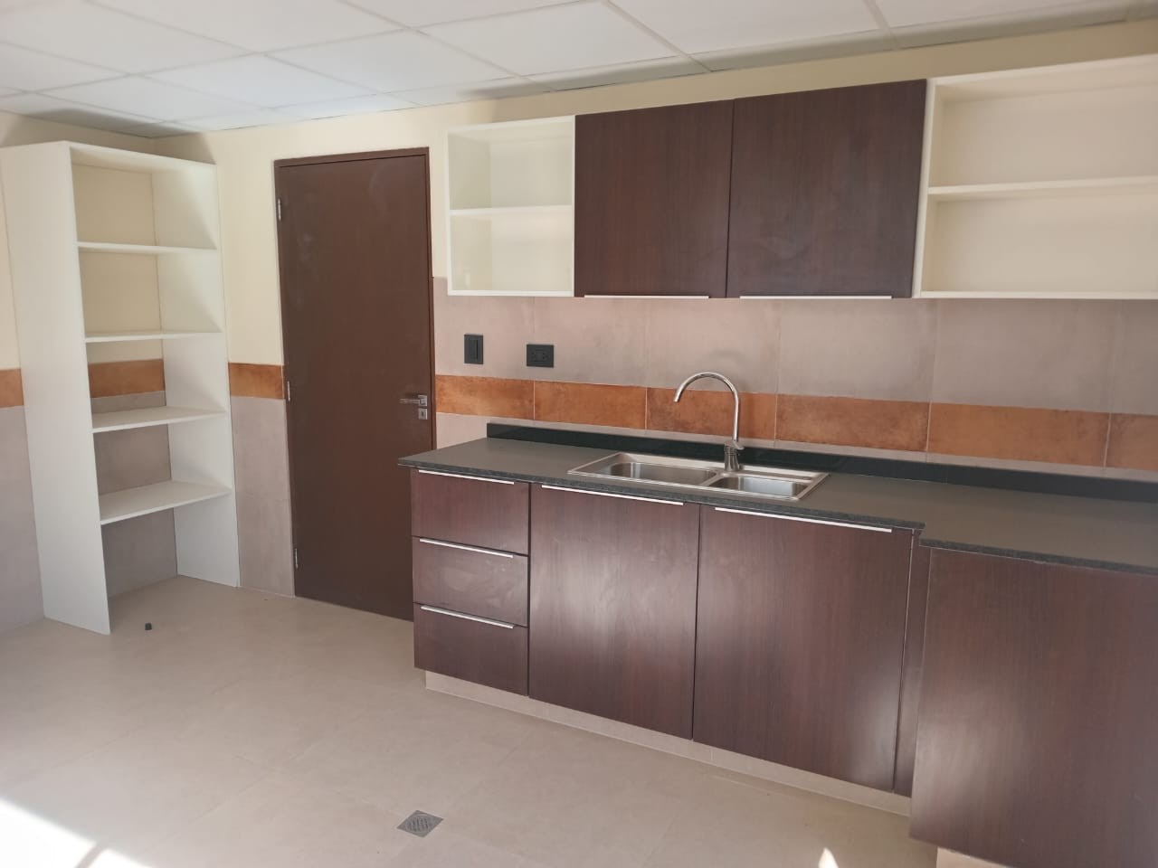 Departamento en AlquilerAchumani, Condominio la lomas del sol Foto 6