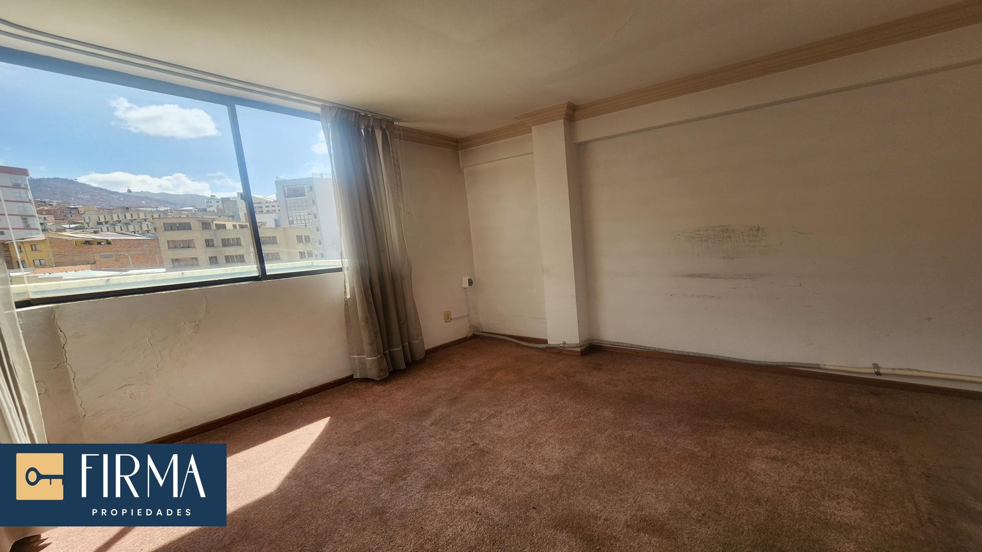 Casa en VentaEDIFICIO MULTIFAMILIAR EN VENTA, MIRAFLORES 12 dormitorios 12 baños 10 parqueos Foto 7