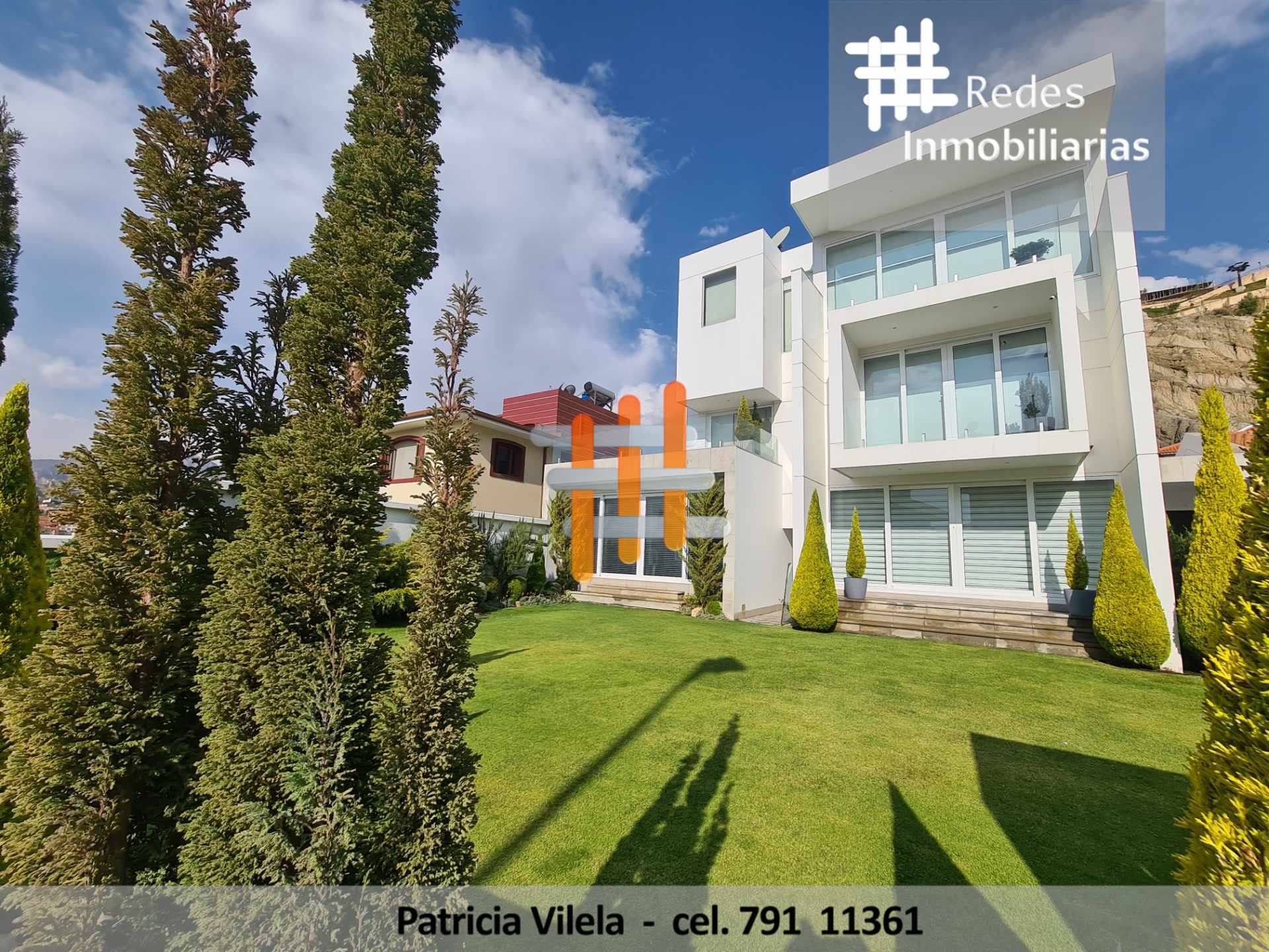 Casa en VentaRESIDENCIA EN VENTA EN URBANIZACIÓN PRIVADA DE CALACOTO Foto 1