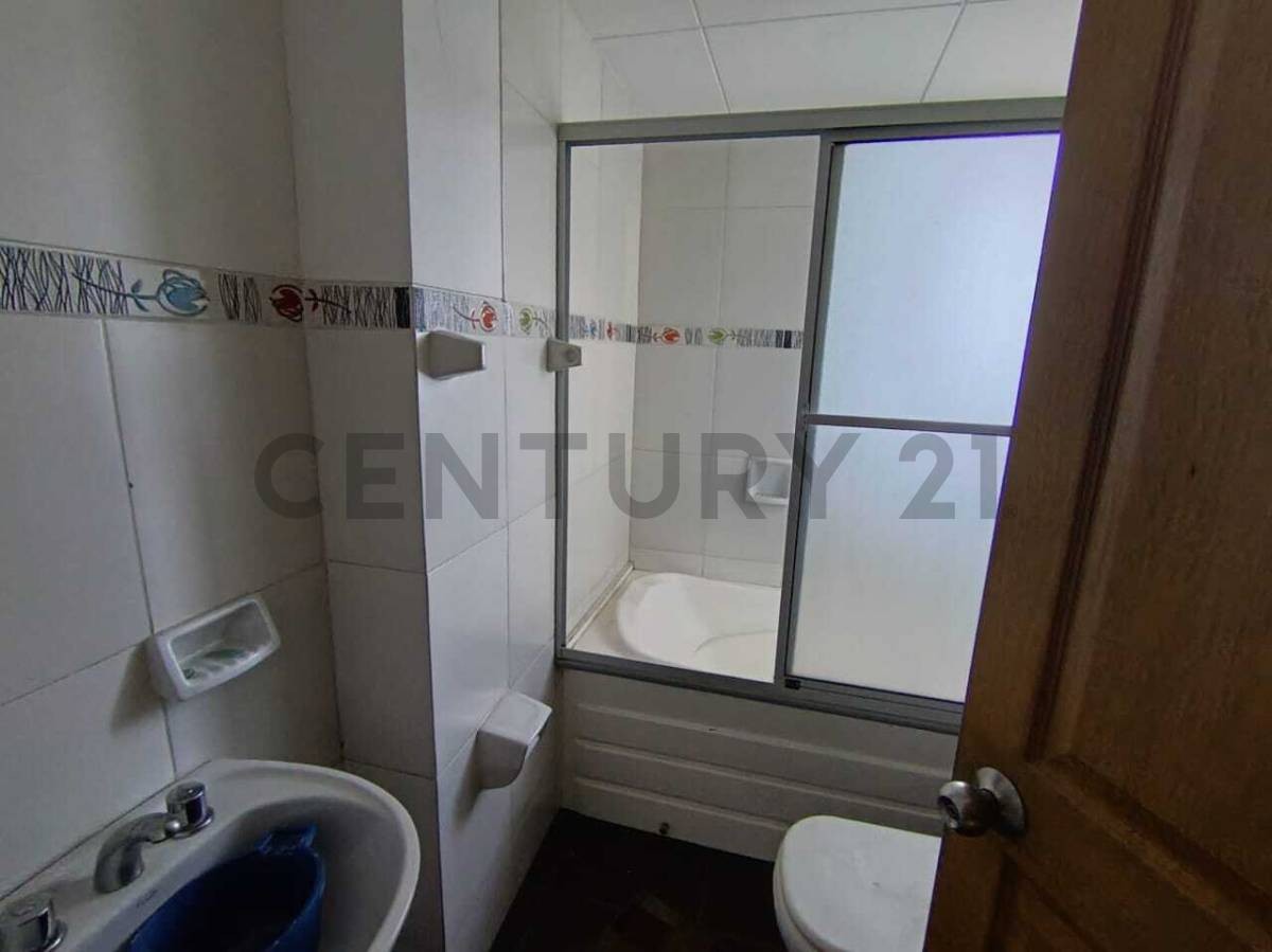 En Venta a Bs 1,450,000 Foto 18