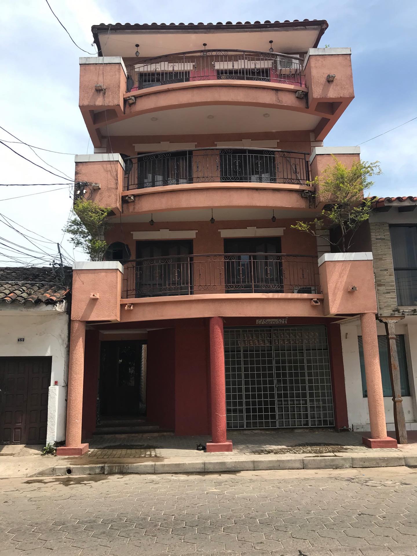 Departamento en VentaCalle Sucre entre Tarija y Avaroa Foto 1
