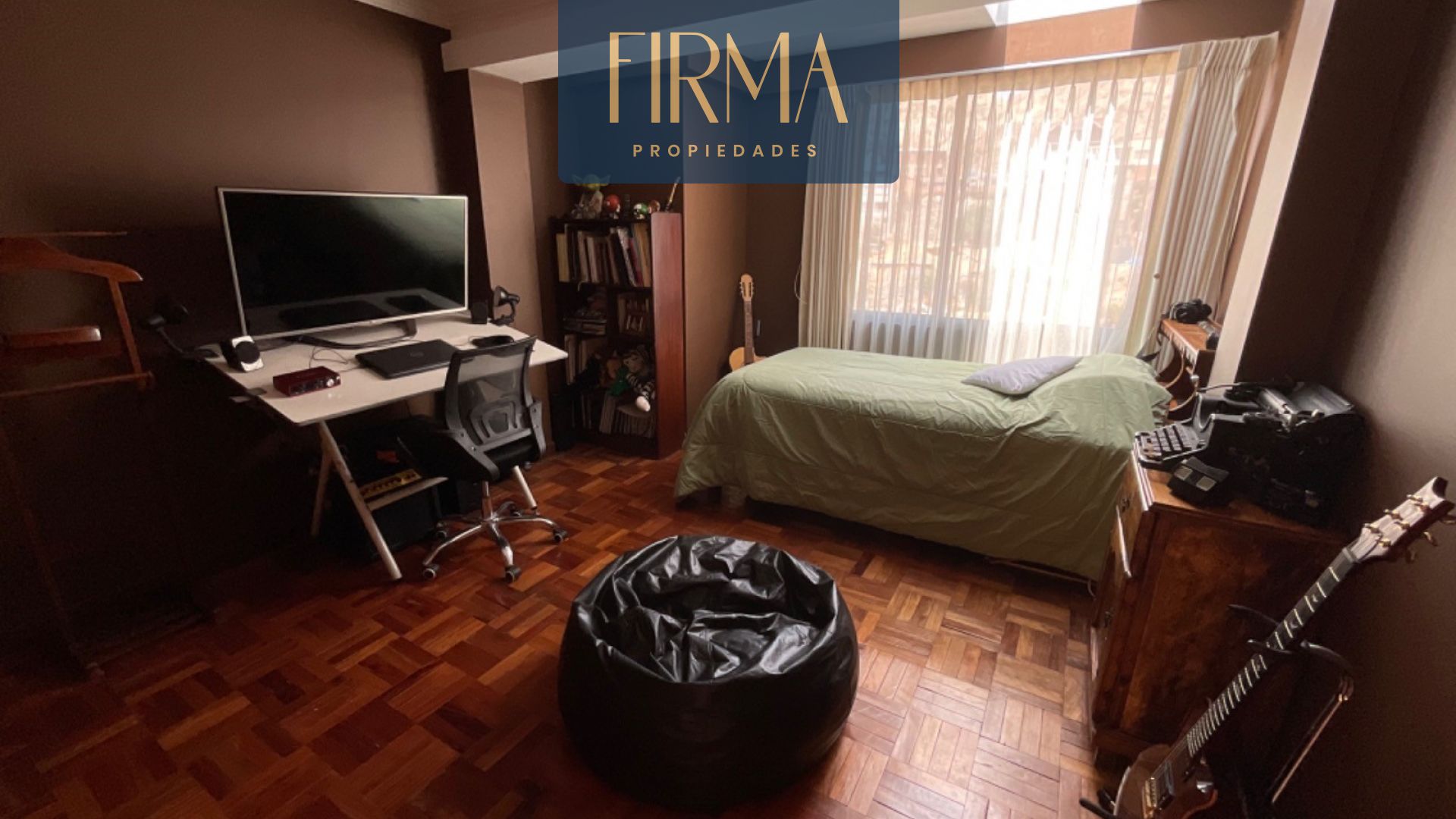 Casa en Irpavi en La Paz 4 dormitorios 4 baños 1 parqueos Foto 8