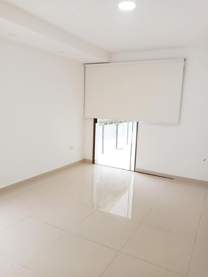 Departamento en AlquilerCALLE TARIJA ENTRE AV. IRALA Y SAAVEDRA 1 dormitorios 2 baños 1 parqueos Foto 9