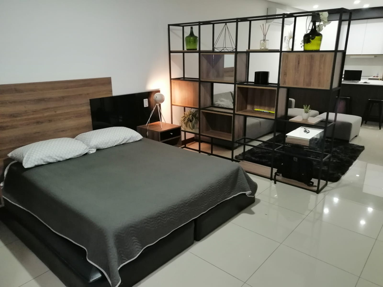 Departamento SKY PLAZA EQUIPETROL - VENTA EXCELENTE MONOAMBIENTE DE LUJO Foto 7