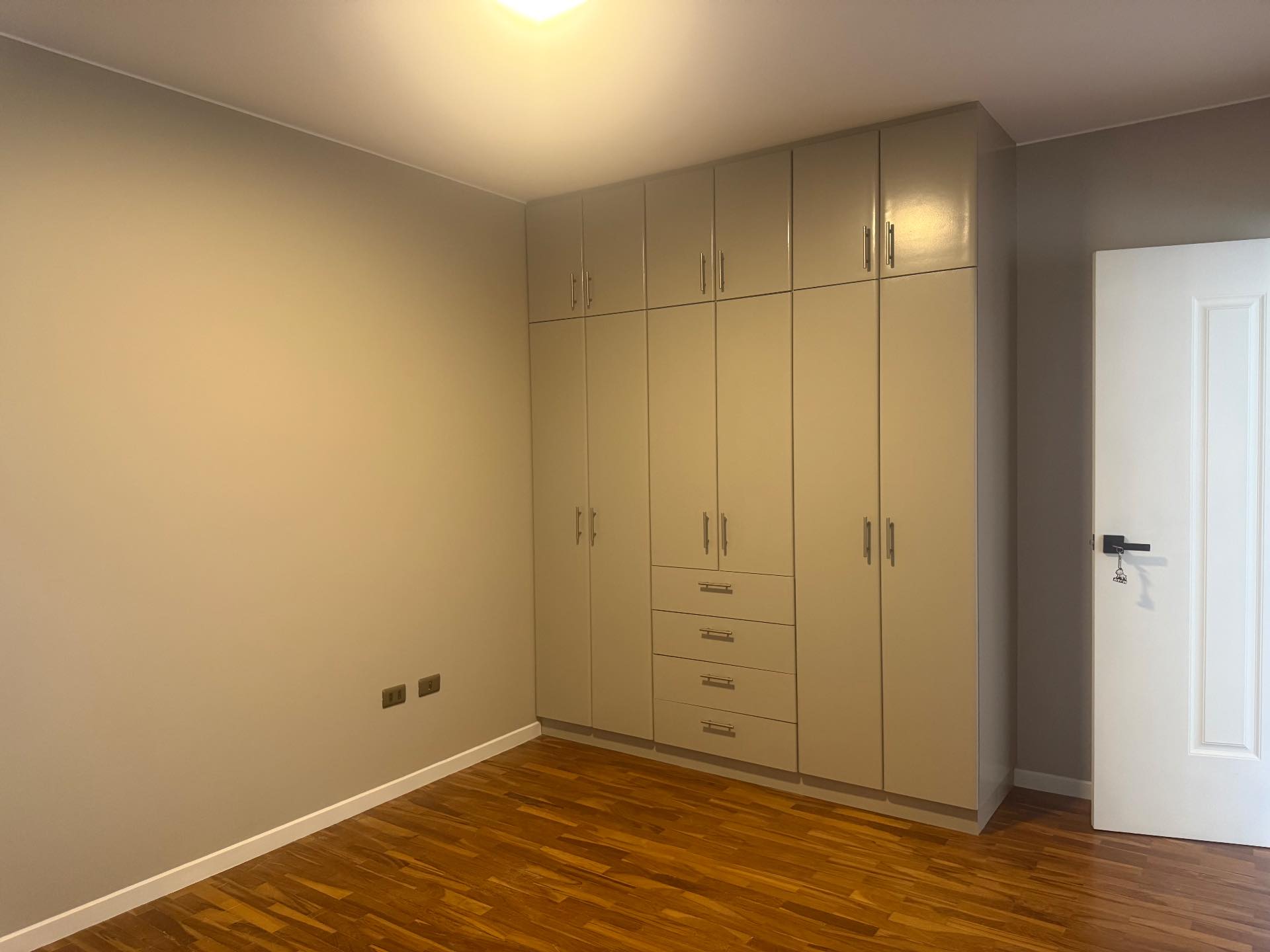 Casa en AlquilerUrbanización bosque norte  4 dormitorios 4 baños 3 parqueos Foto 14