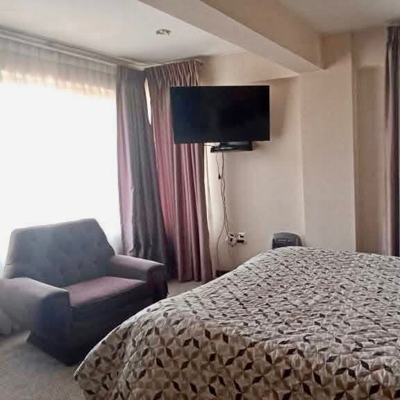 Departamento PENTHOUSE EN VENTA
LOS PINOS Foto 2