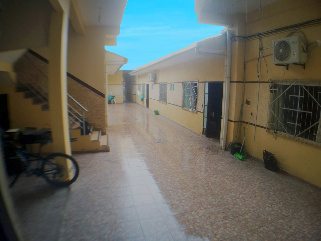 Edificio en VentaEdificio Venta, Paralela Isabel Catolica Foto 3