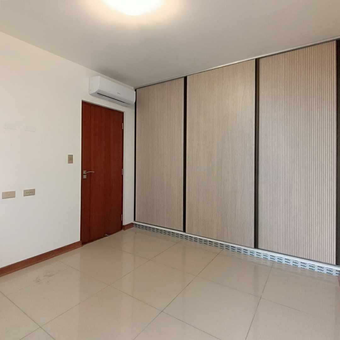 En Alquiler a $us 460 Foto 9